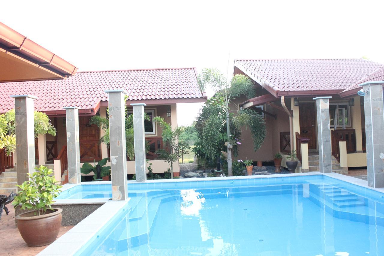 Rimlay Park Resort Phatthalung Esterno foto